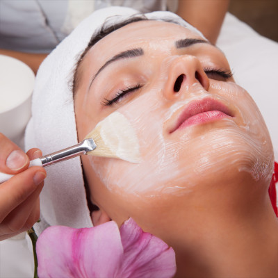 Peeling Facial con Alfa Hidroxiácidos
